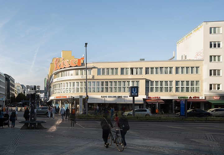 Haus 9 im Werkhof Lehrter Straße, Fassade mit Bäumen