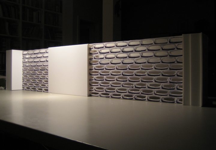 Ausstellungsraum mit Kunstwerk